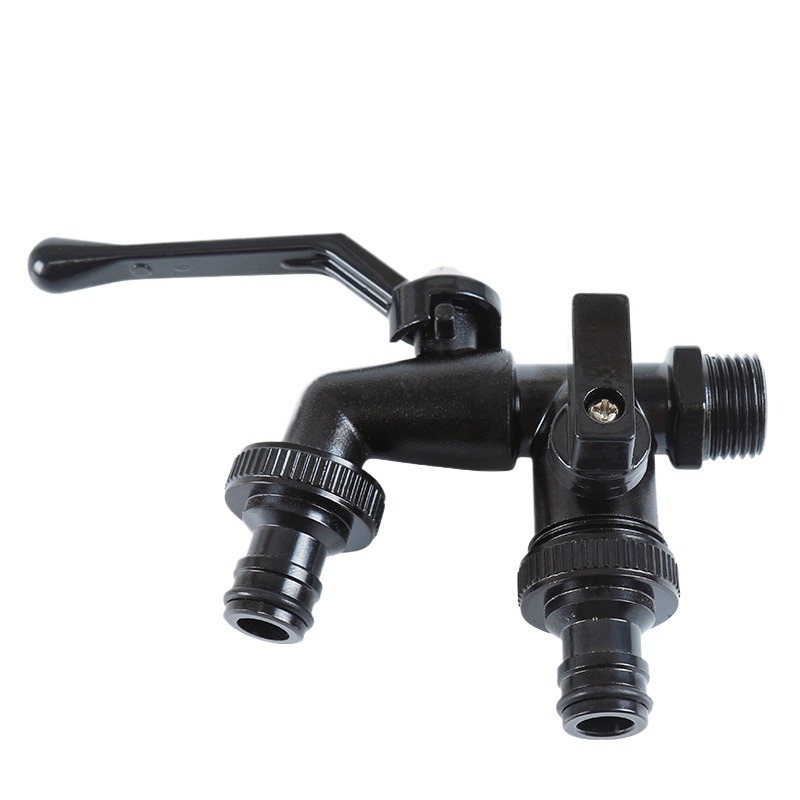 Rubinetto da Giardino in Otton - Gardening Tools Used recensione e prezzo